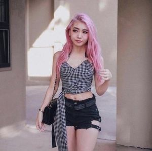 Peppercorn double strap shorts